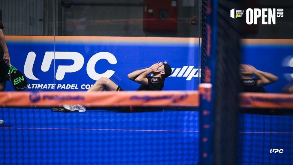 Superlöftet tvingades avbryta matchen i Alicante efter skada