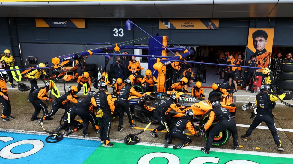 TV: Den mänskliga faktorn i F1-depån