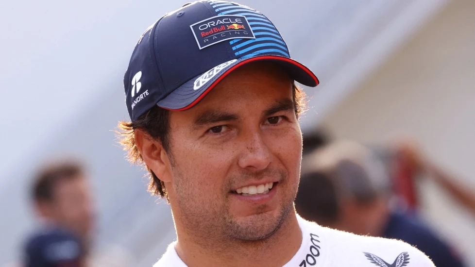 Sergio Perez vinner sitt första race med Red Bull i Baku